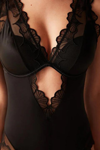 Penti женско боди PUSH UP BROIDERIE 