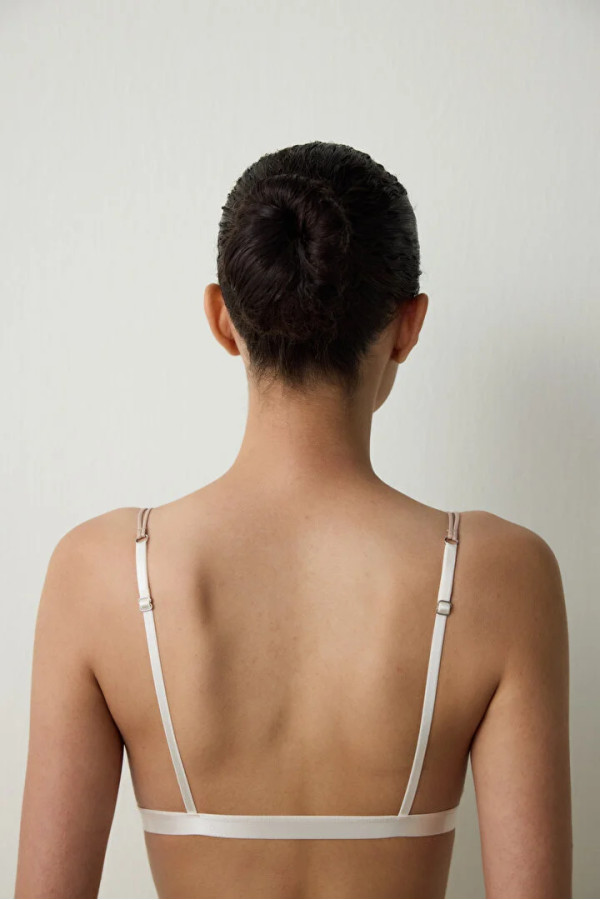 Penti женски градник MICRO LACE TRIANGLE SUTYEN 